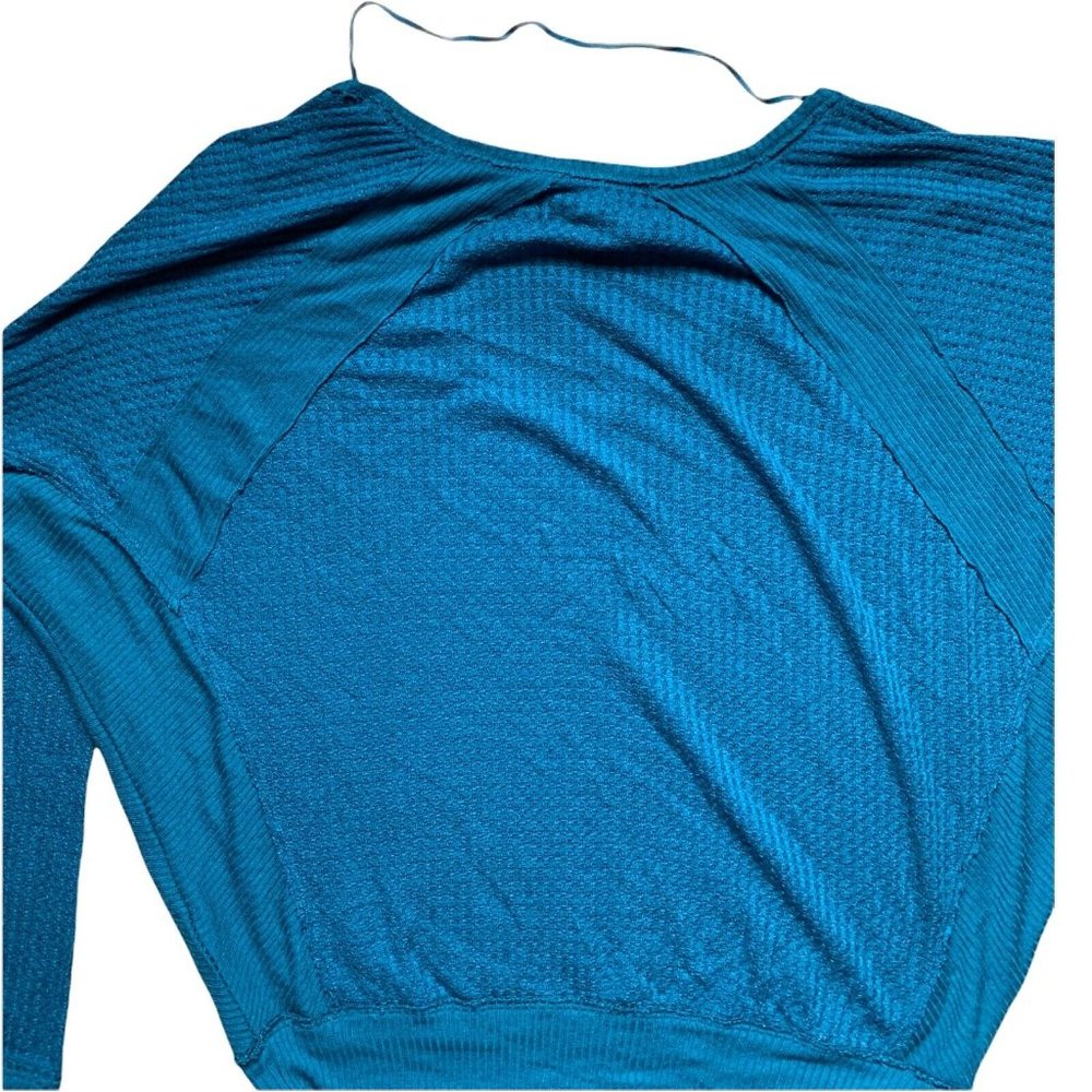 Free People Palace Teal Santa Clara Thermal Top V-Neck Size Large - Picture 9 of 11
